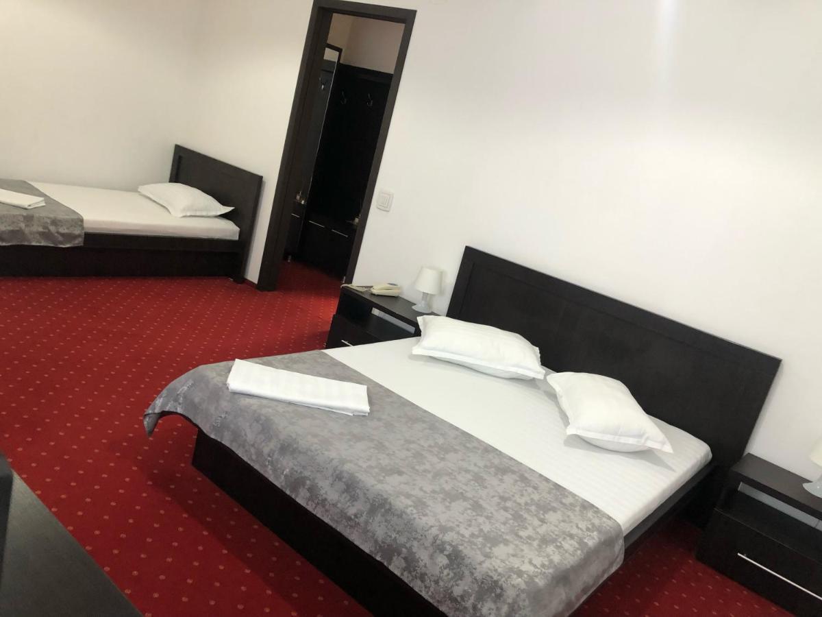 Hotel Corona Drobeta Turnu Severin Eksteriør billede