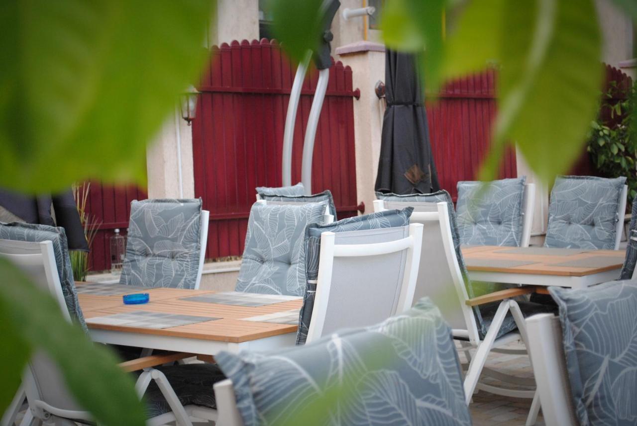 Hotel Corona Drobeta Turnu Severin Eksteriør billede